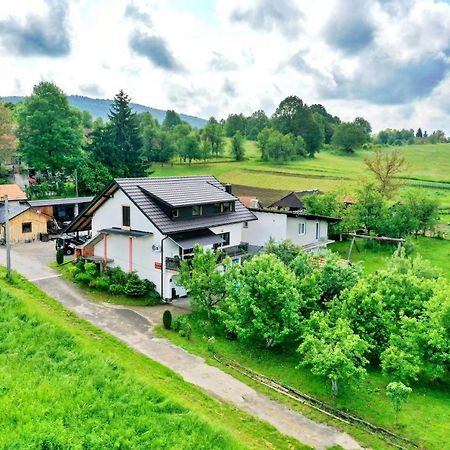 Apartman Leona Rakovica Luaran gambar