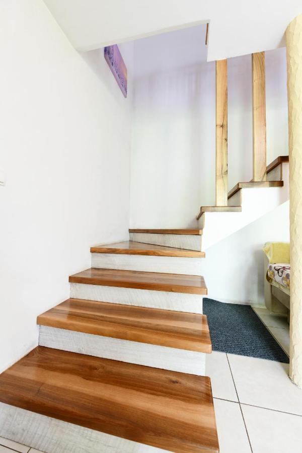 Apartman Leona Rakovica Luaran gambar