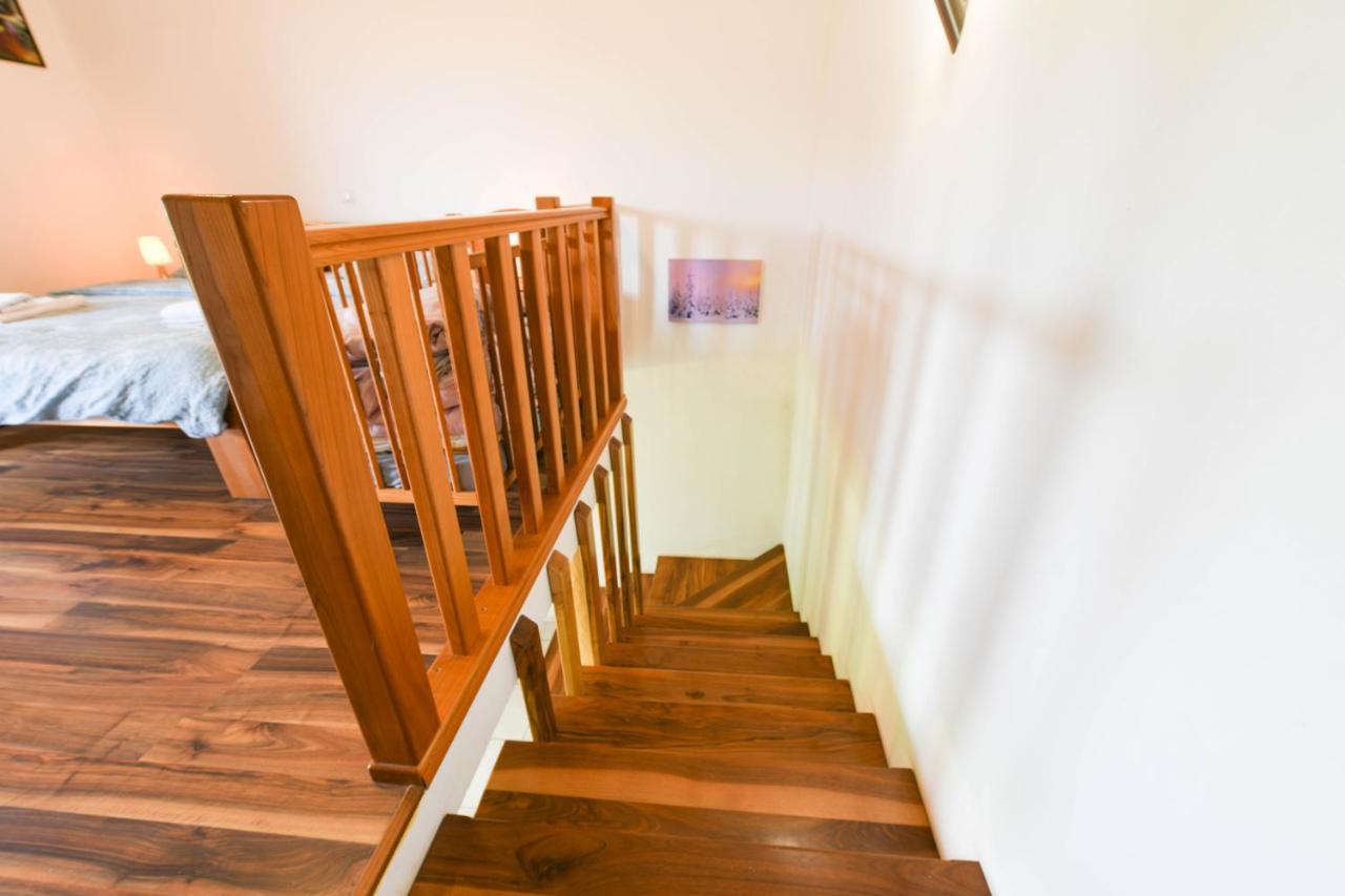 Apartman Leona Rakovica Luaran gambar